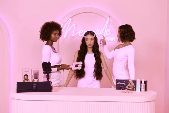 Mermade_Hair_08SEP20_17942_a270b3cb-c1a9-44f9-b156-25f6d237a1be_1600x-1